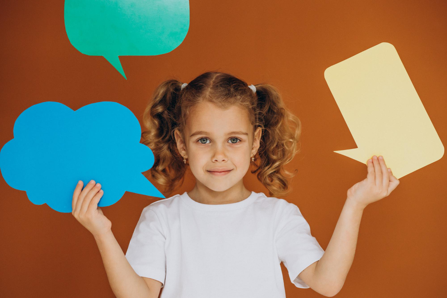 Impact of bilingual upbringing to childs development