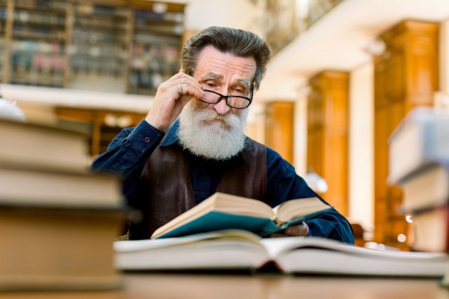 Fluid vs. Crystallized Intelligence: Why Age Does Not Limit Learning Capacity